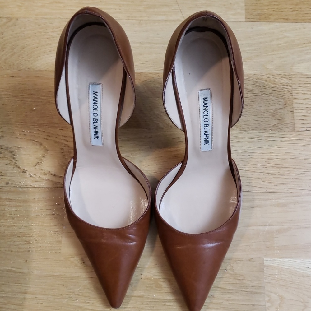 10.5 Manolo Blahnik